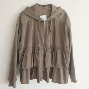 ZARA 프릴 후드 자켓