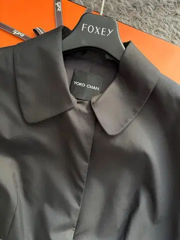 이달까지 YOKO CHAN 얇은 소재 코트