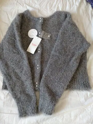 BEAMS HEART 그레이 펄 버튼 니트 택 포함 미사용 새상품