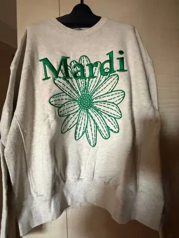 Mardi 꽃무늬 프린트 맨투맨 프리 사이즈