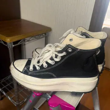 NAIBANG 블랙 하이컷 스니커즈