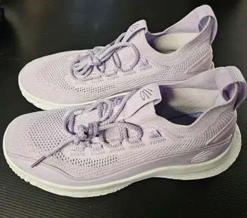 언더아머 CURRY FLOW 8 카리 플로우 8 IWD 31cm