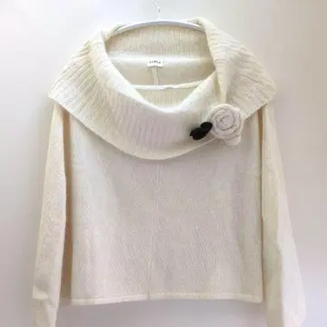 FURLA 아이보리 보틀넥 판초 케이프