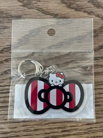 [ 새상품 ] 헬로키티 아크릴 키링