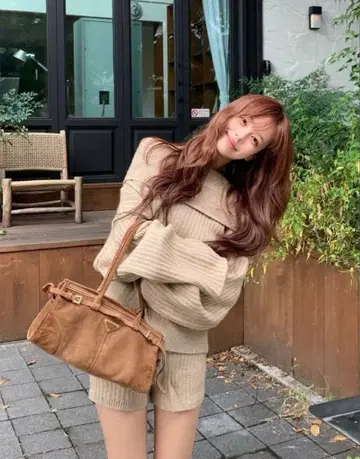 오프숄더 니트 x 니트 팬츠 셋업