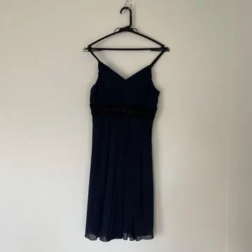 네이비 쉬폰 슬리브리스 드레스