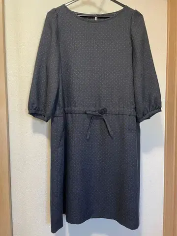 J. sloane 다크 그레이 도트 무늬 원피스 사이즈 2