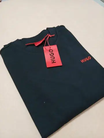 HUGO BOSS 미사용 새상품 남성용 맨투맨 트레이닝복 Size S