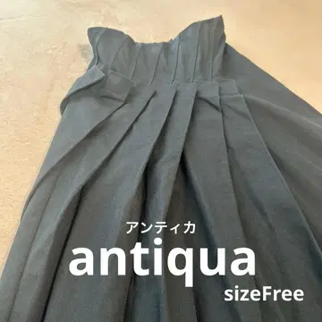 [ antiqua ] 안티카 비대칭 턱 플레어 스커트 블랙