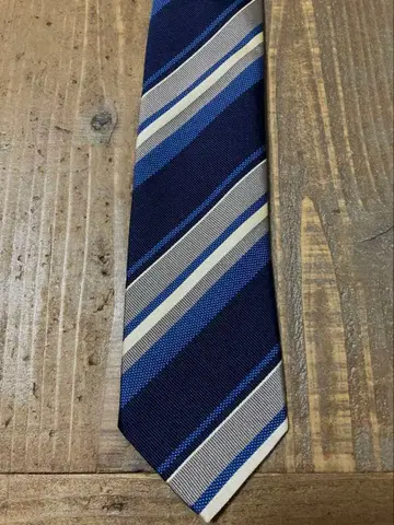 FRANCO BASSI 스트라이프 패턴 넥타이