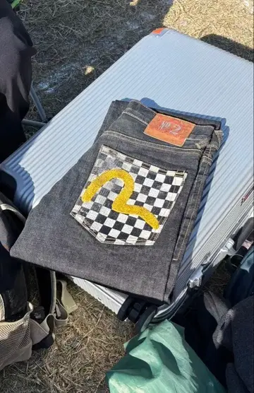 EVISU No.2 데님 체커 패턴 갈매기 페인트