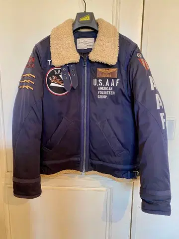 AVIREX FLYING TIGERS 밀리터리 자켓 충전솜 충전솜 XL