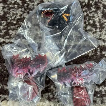 제일복권 고질라 E상 몬스터 헤드 버닝고질라 디스트로이어 2개