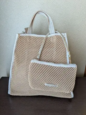 메쉬 토트백 공용 파우치 포함