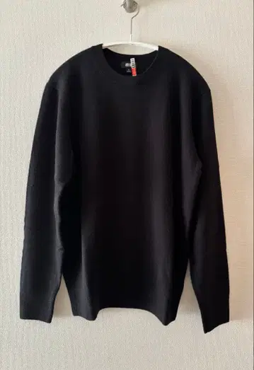 유니클로 캐시미어 100% 스웨터 블랙 유니클로 니트 캐시미어