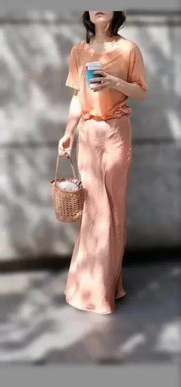 새틴 플레어 스커트 핑크