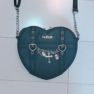 NOEMIE 하트 숄더백