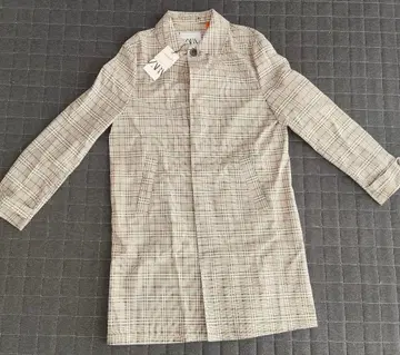 체크 무늬 코트 Zara