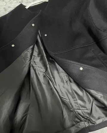 숏코트 블랙 미피님