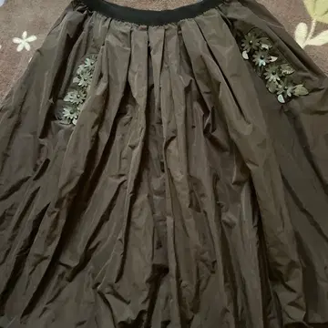 뮤베일 다크 브라운 플레어 스커트