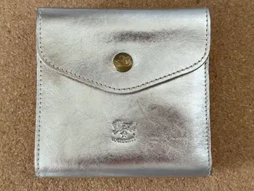 일비종떼 지갑 이단 접이 실버