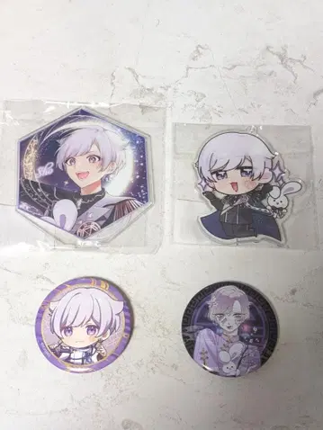 이레이스 쇼토 아크릴 스탠드 아크릴 키링 캔뱃지 4개 세트