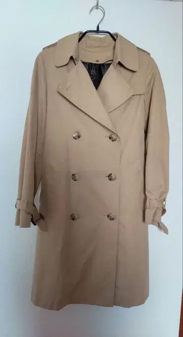 유나이티드 애로우즈 트렌치코트