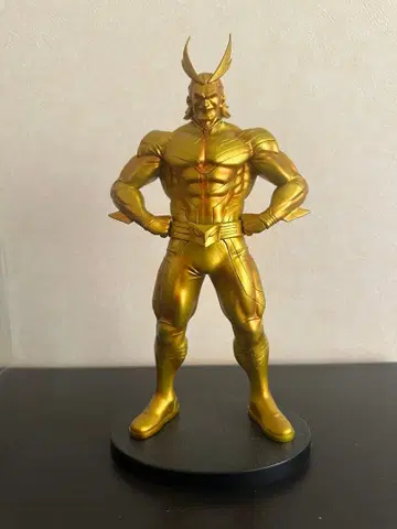 나의 히어로 아카데미아 올마이트 금 피규어