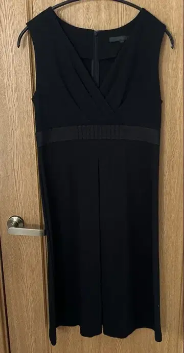 아나이 슬리브리스 무릎 기장 원피스 사이즈 38