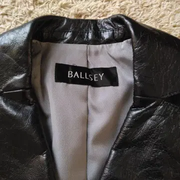 BALLSEY 양가죽 버튼 자켓