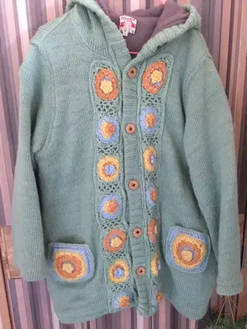 티티카카 플라워 자수 후드 부착 자켓