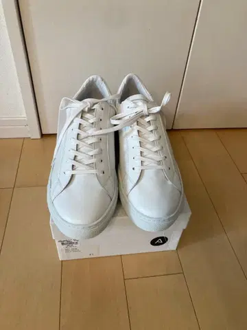 AMB 레이스업 스니커즈