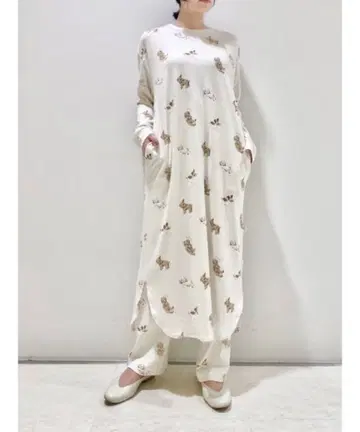 젤라또피케 아이스 도그 패턴 원피스