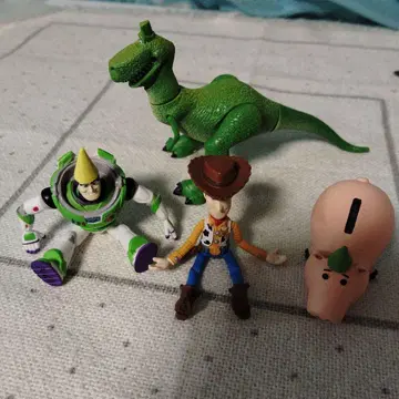 토이스토리 해피 벌스데이 투유 우디 버즈 렉스 피규어