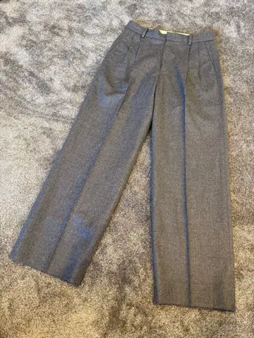 UNITED ARROWS (유나이티드 애로우즈) 투 턱 와이드 슬랙스