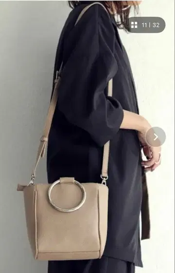 안티카 베이지 숄더백