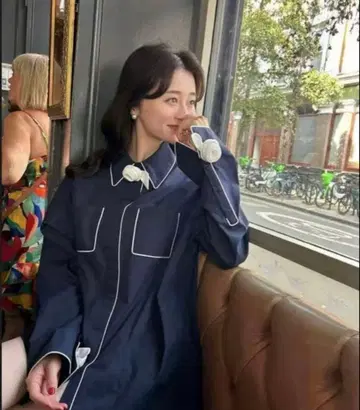 STEPHANIE SHIRT bibiy 네이비 긴팔 셔츠
