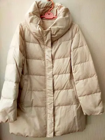 아이보리 다운 페더 코트