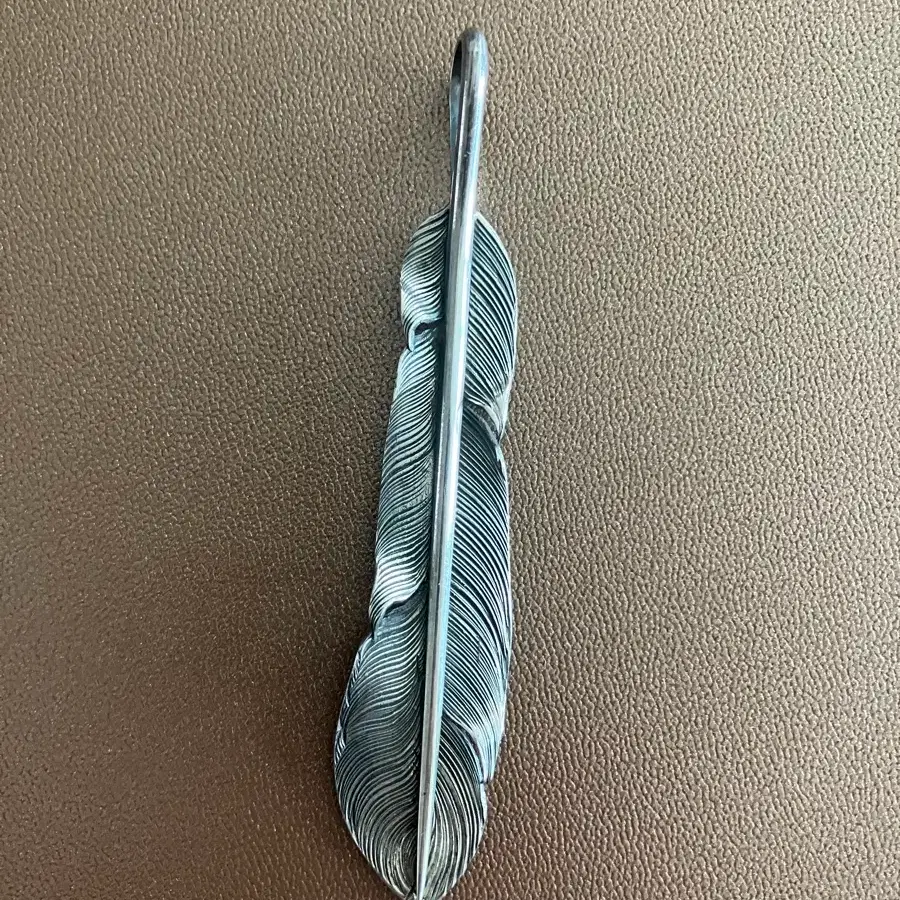 Native American Silver Feather Pendant #인디언주얼리,#실버,#목걸이,#펜던트 on Bunjang  Global Site., image size:900x900