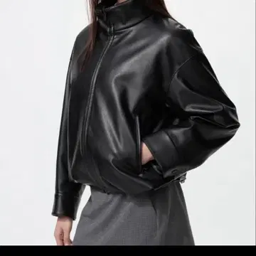 유니클로 코팅 오버사이즈 블루종