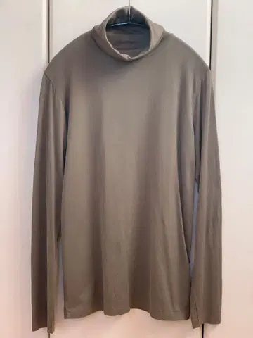 선스펠 SUNSPEL 터틀넥 T셔츠 올리브 sizeS