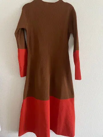 [ 새상품 ] A라인 니트 원피스