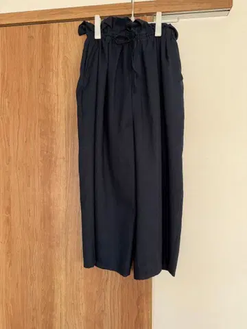 네이비 와이드 팬츠 허리밴딩
