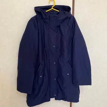 여성용 유니클로 네이비 다운 코트