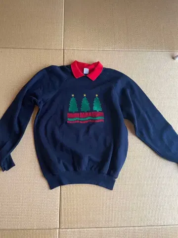 미국 구매 레트로 크리스마스 트리 자수 네이비 트레이닝복 L