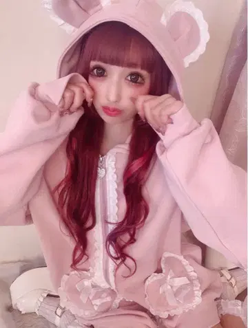 프리메로 곰돌이 귀 하트 포켓 ZIP 후드티