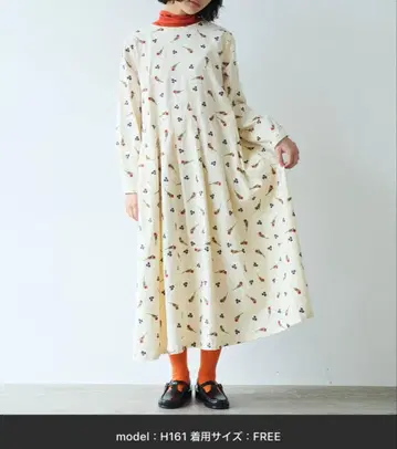 bulle de savon 슈메이 자수 원피스