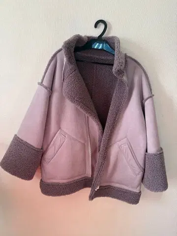 [새상품급] jouetie 리버서블 페이크 무스탕 자켓