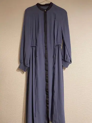 [ 새상품 ] 바이컬러 스탠드 개더 원피스