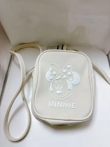 ZUCCA 미니 마우스 숄더백